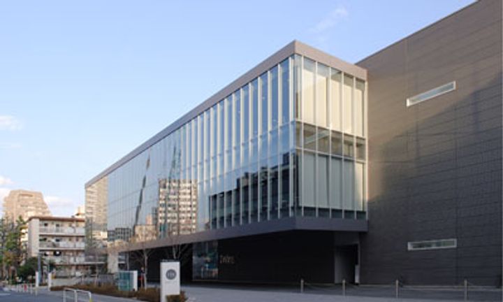 コスモリード新宿余丁町の周辺