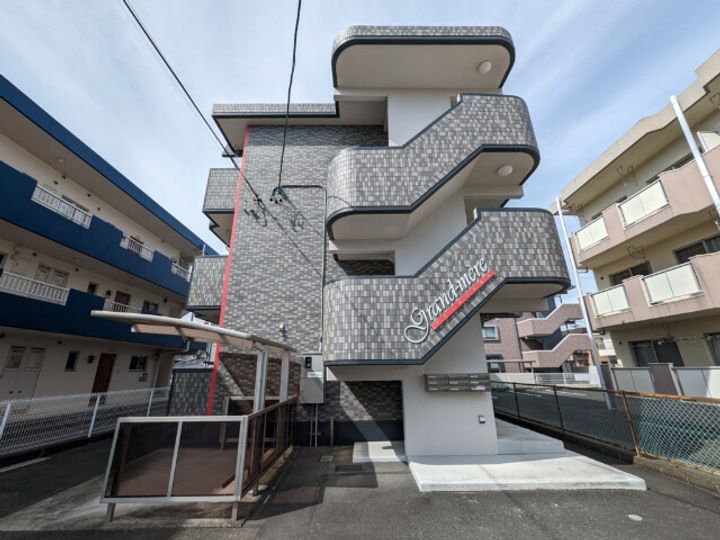 静岡県浜松市中央区細島町(マンション)の賃貸物件の外観