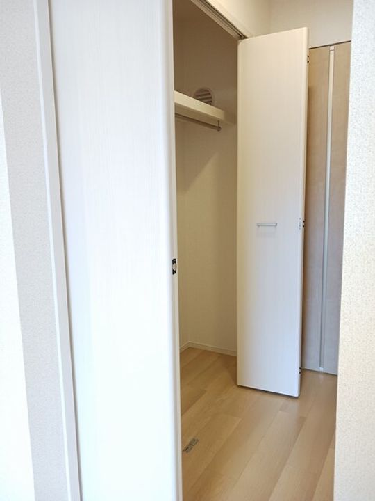 エスポワール鶴江 Cの内装