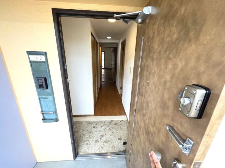 プリマベーラの玄関