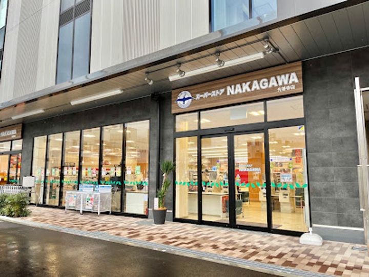 プリマベーラの周辺