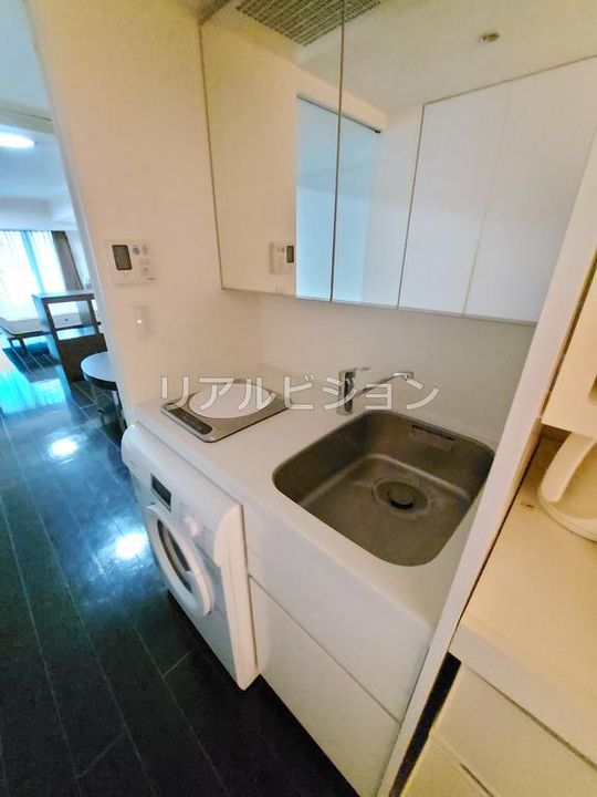 六本木デュープレックスエムズのキッチン