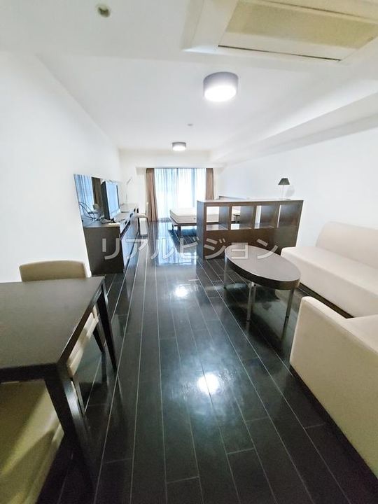 六本木デュープレックスエムズの内装