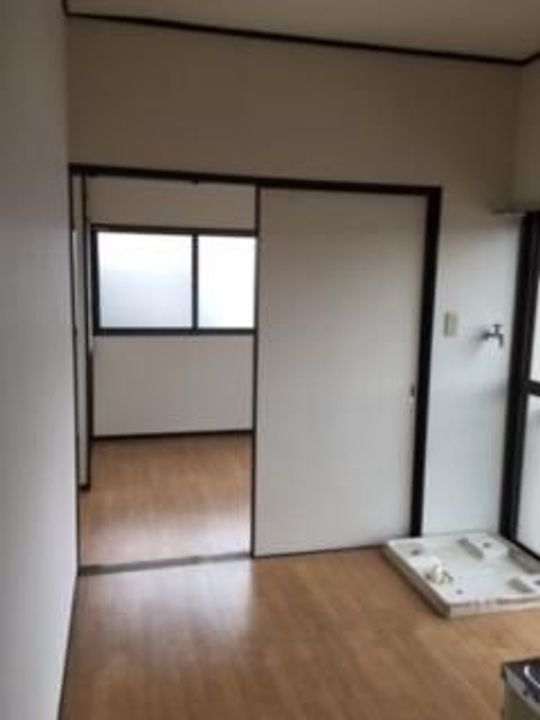 ハイツ峰岡の内装