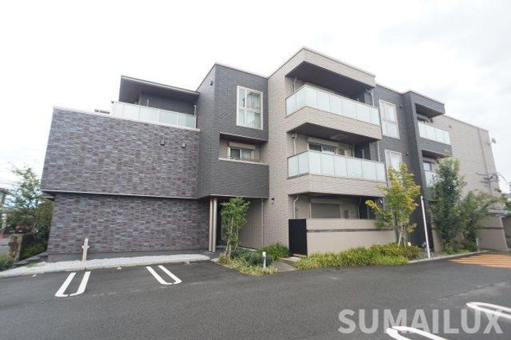 熊本県熊本市東区花立3(マンション)の賃貸物件の外観