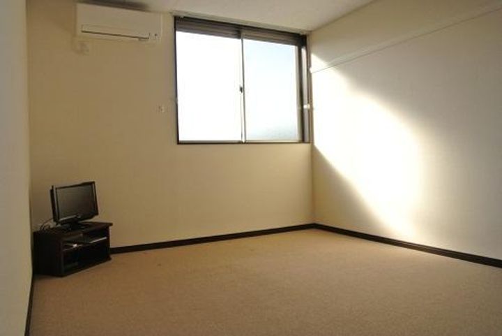 レオネクスト藤Bの居間