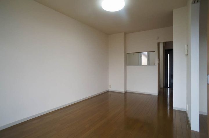 レジデンスDの居間