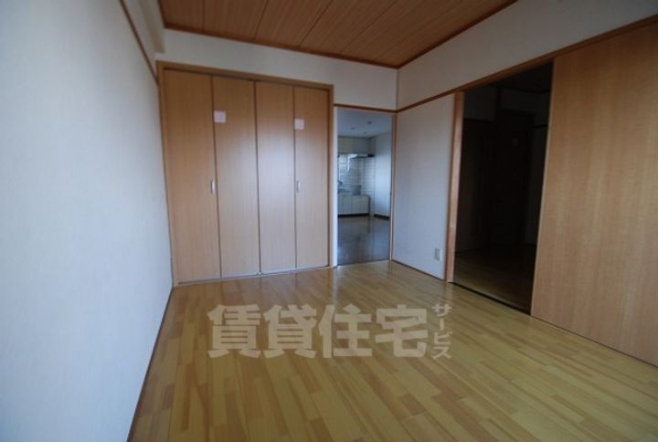 林第2ビルの居間