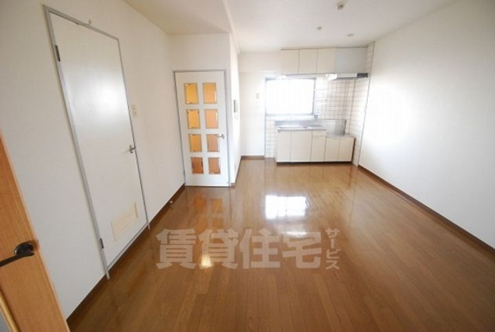 林第2ビルの居間