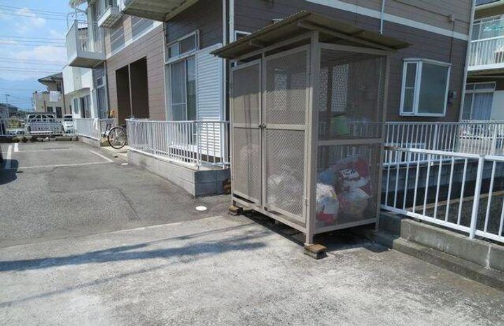 ルーミー甲府95号館の地図