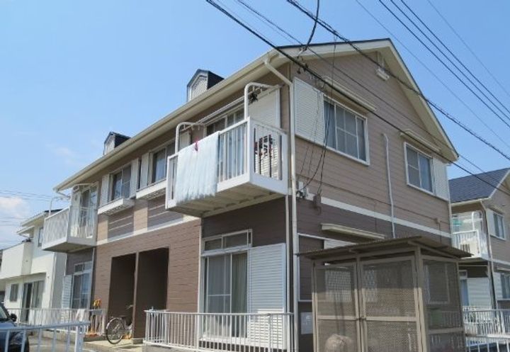 ルーミー甲府95号館の外観