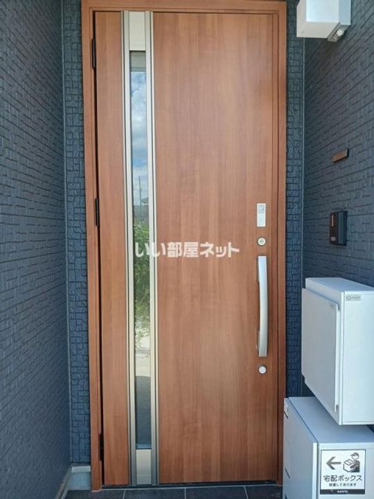 埼玉県鴻巣市加美3(アパート)の賃貸物件の玄関