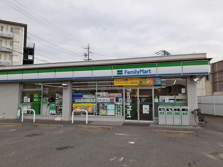 ルーセント・S Iの周辺