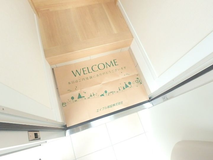 PLAISIR柴又の玄関