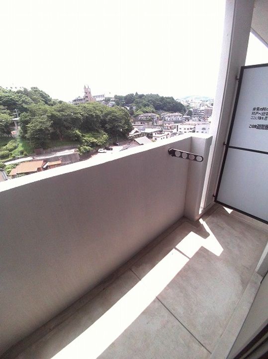 アヴィニールNo5の内装