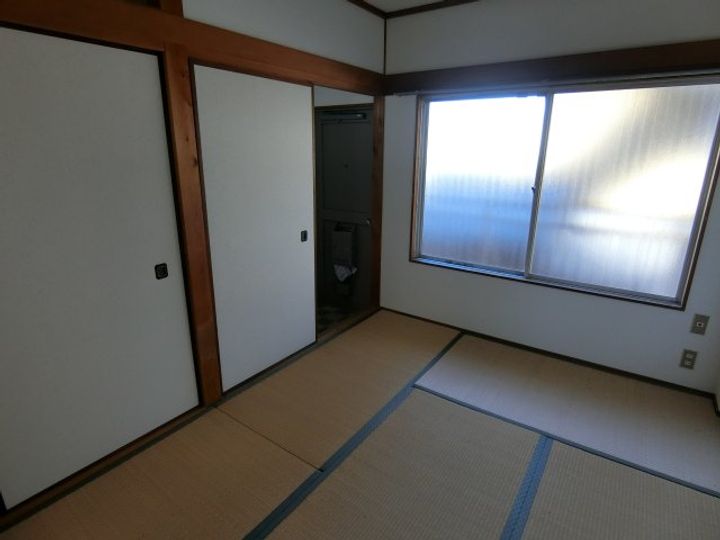 笠屋ハイツの居間