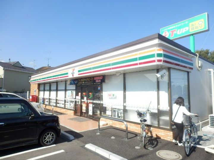 ドルチェ神保の周辺