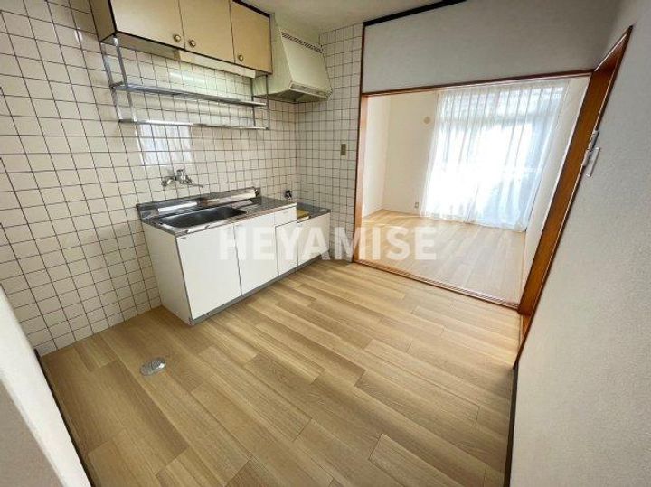 田崎ハイツの居間