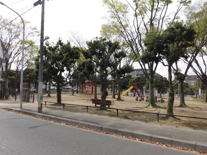 ヴィラ ノヴェルの周辺