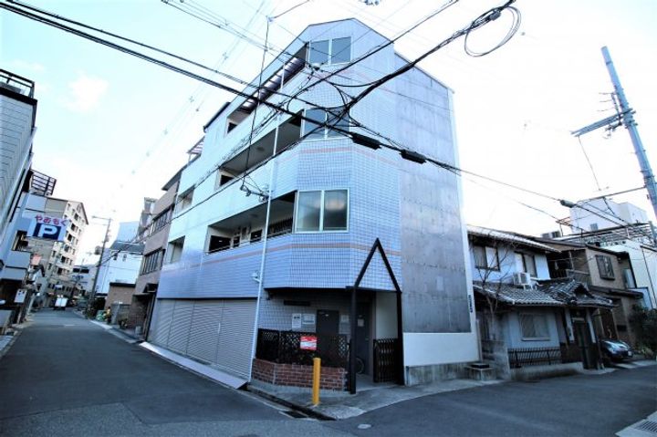 アーバンハイツヤオの外観