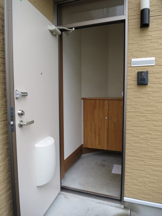 メゾネットファインの玄関