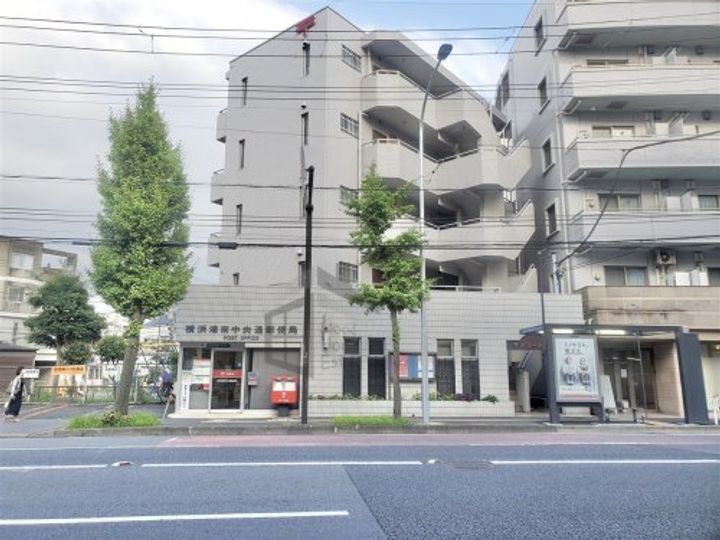 アーバン杉田の周辺