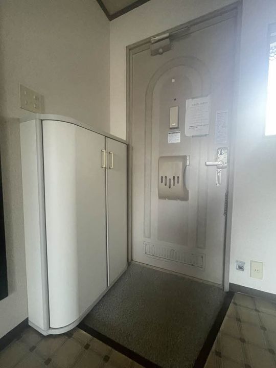 リッチフィールド都南の玄関