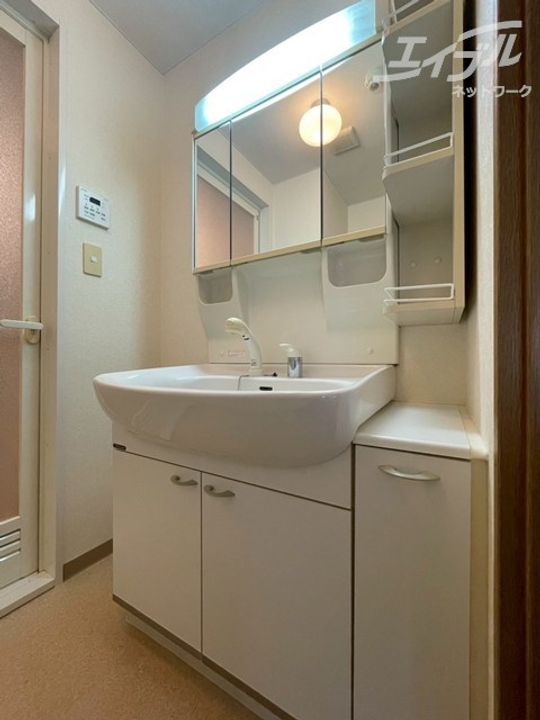 グラントピア新大阪の内装