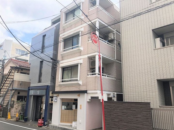 サンハイツ中町の外観