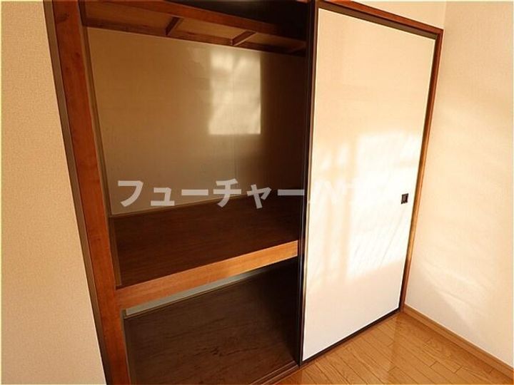 ダイハイツ85の内装