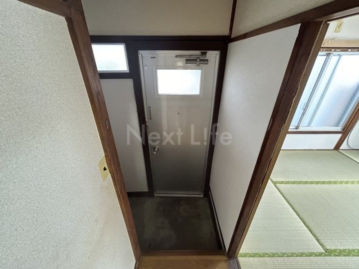 東京都八王子市大和田町4(一戸建)の賃貸物件の玄関