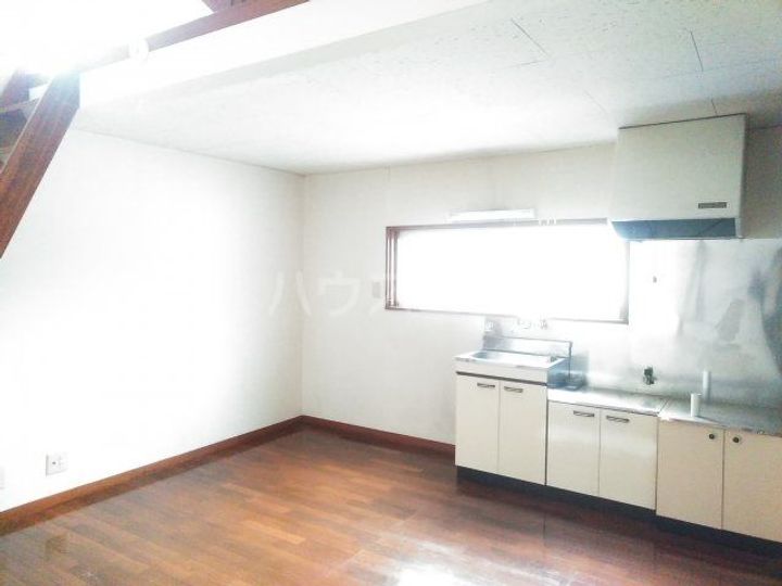 クラシカル金町の居間