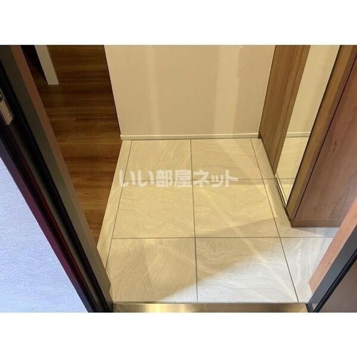 M・レジデンス一番町の玄関