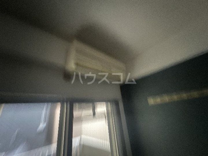 インテルビルの内装