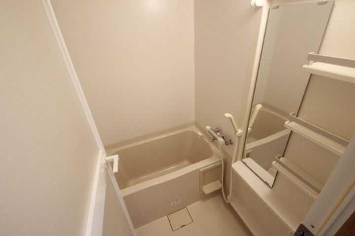 ウィルコートYONEKIの風呂