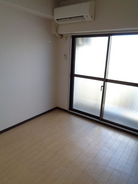 東京都世田谷区若林5(マンション)の賃貸物件の居間