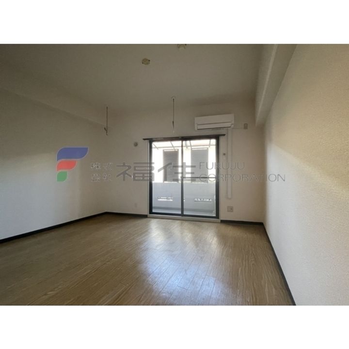 マーブル住吉の居間