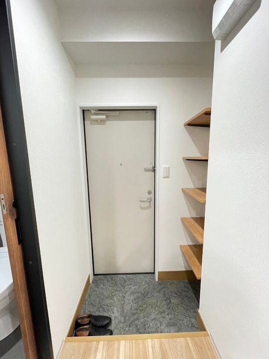 広島県呉市広町田1(アパート)の賃貸物件の玄関