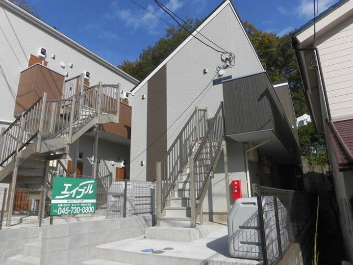 シャムロック井土ヶ谷の外観