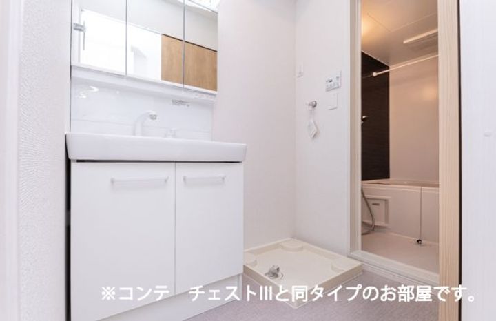 CARNABY(カーナビー)の内装