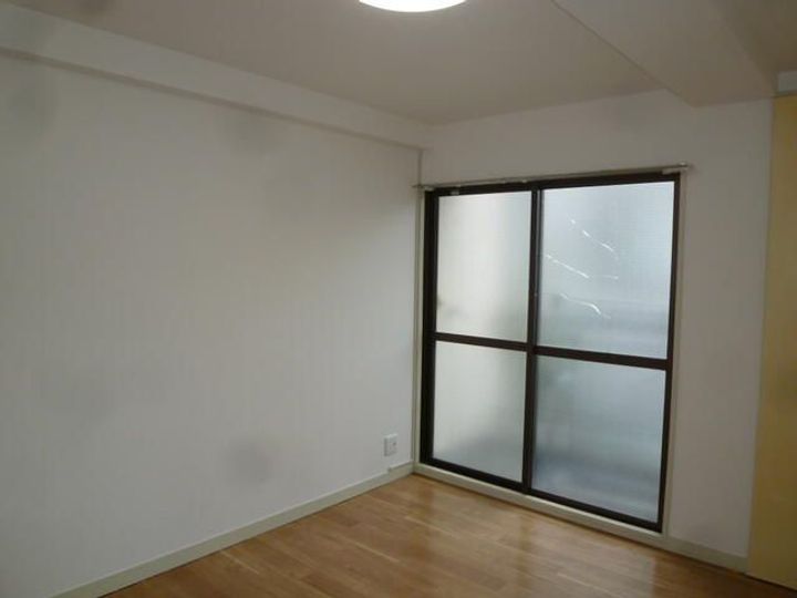 ファミールハイツの居間