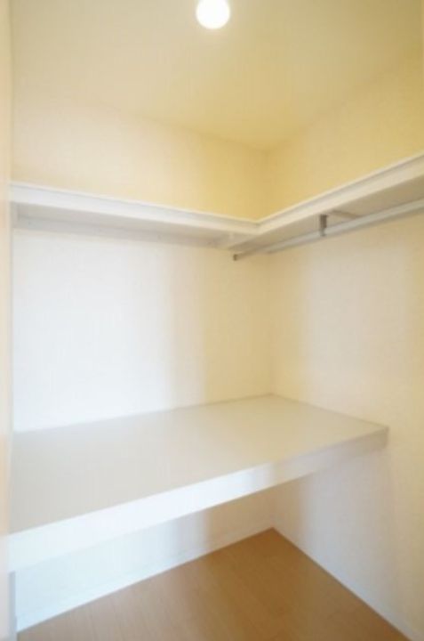 フェアリーの内装