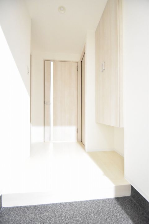 広島県広島市中区西川口町(マンション)の賃貸物件の玄関