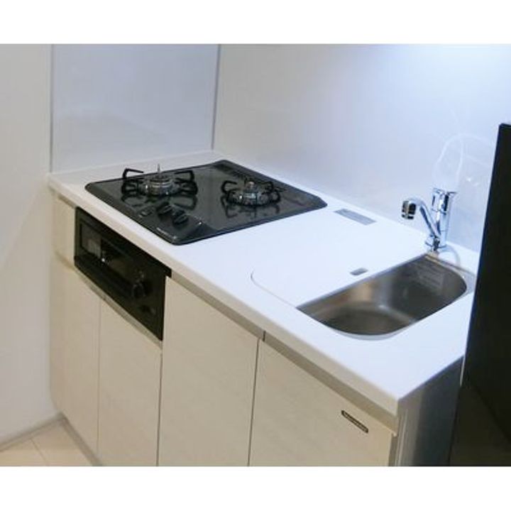 クレイシア秋葉原ラグゼスウィートの内装