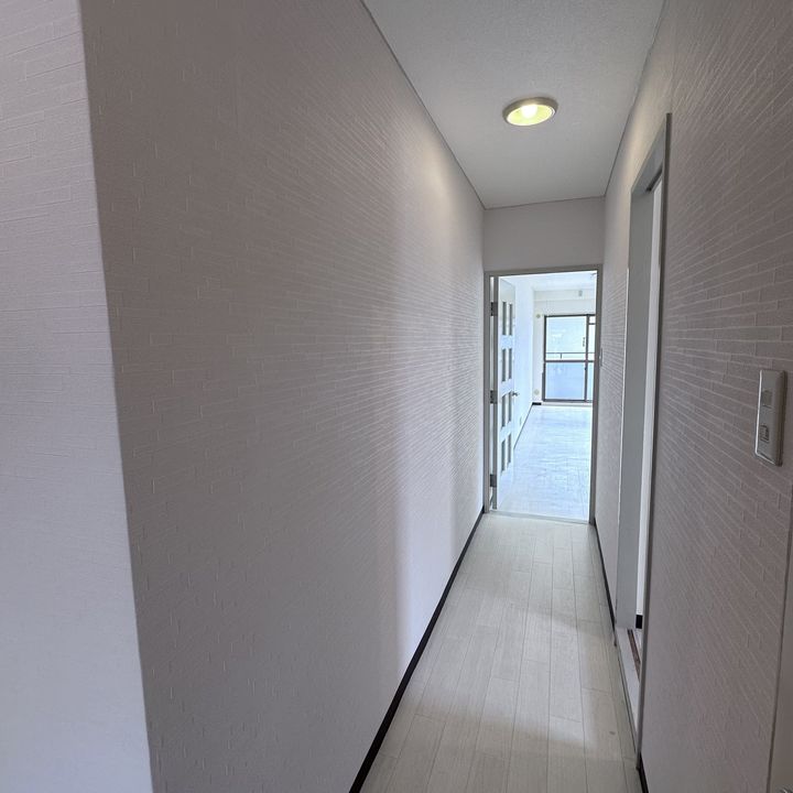 ベルメゾン伍の坪の玄関