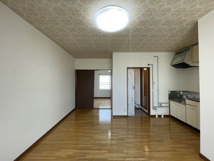 グランディール忠和の居間