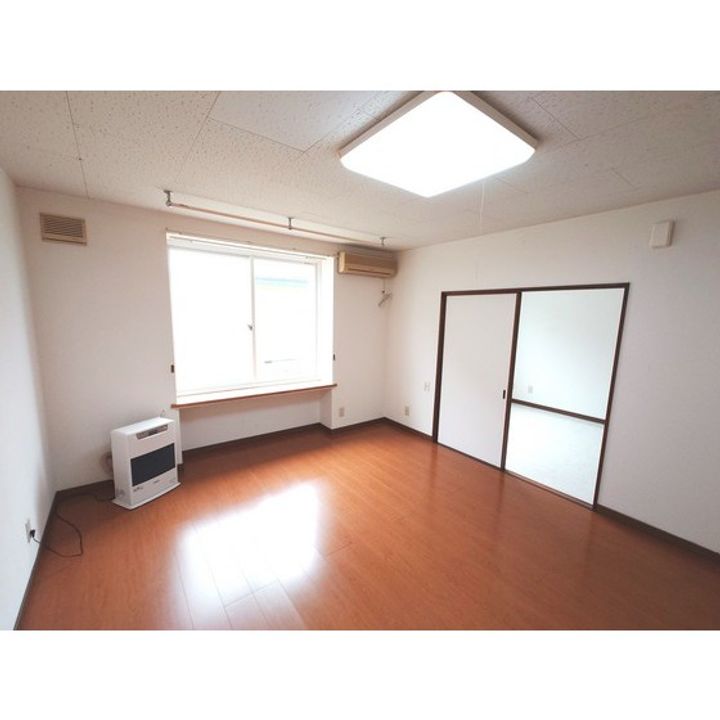 アリコベールA棟の居間