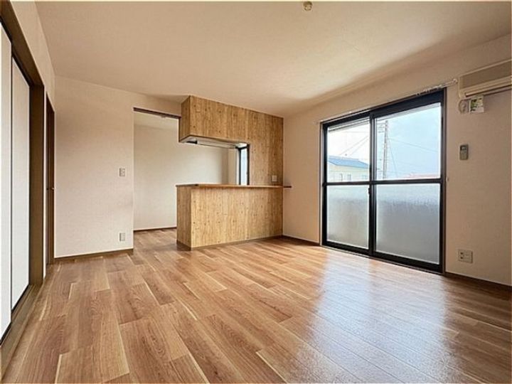 栃木県宇都宮市野沢町(アパート)の賃貸物件の居間