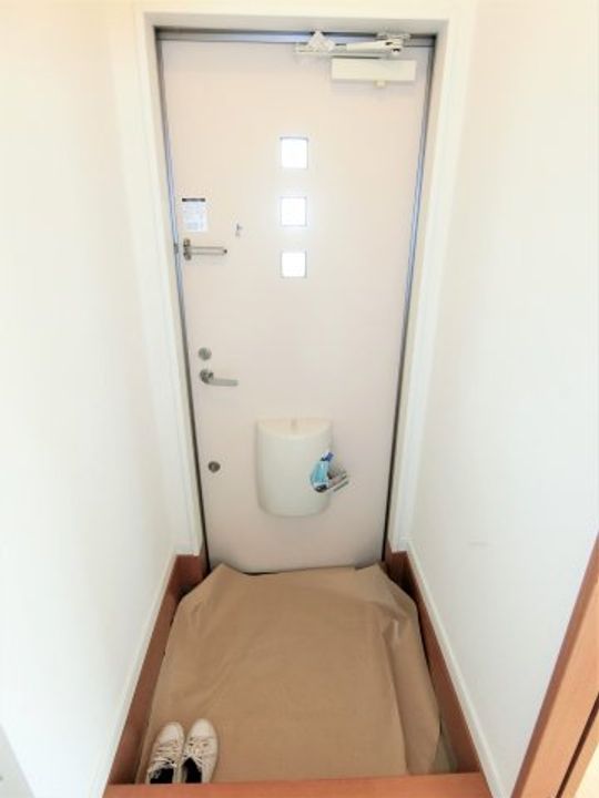 千葉県茂原市道表(アパート)の賃貸物件の玄関