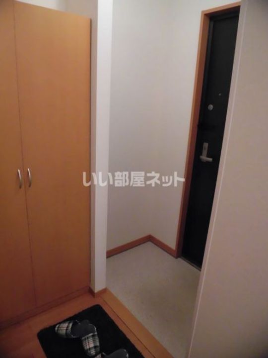アメニティハイム兵庫南 A棟の玄関